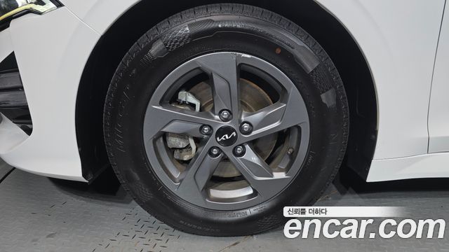 Kia K5 (III) 2.0 LPI(Renter car) Strandard 2022 — фото 5
