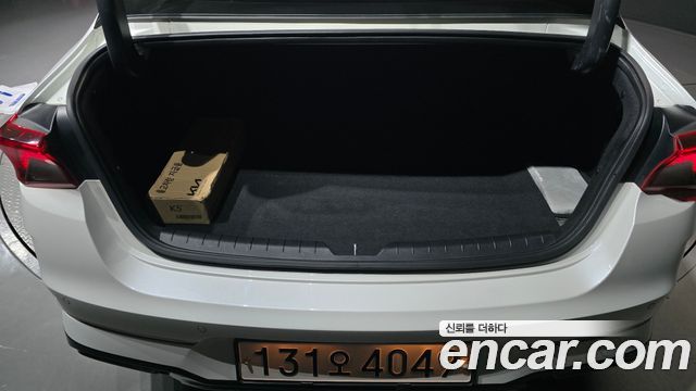 Kia K5 (III) 2.0 LPI(Renter car) Strandard 2022 — фото 20