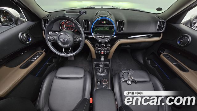 MINI Cooper D Countryman ALL4 HIGH 2nd 2018 — фото 7
