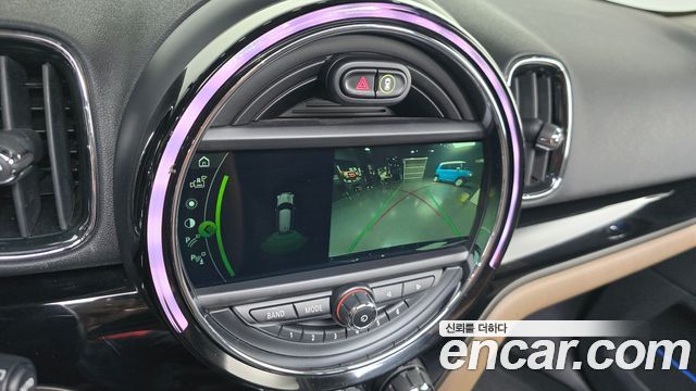 MINI Cooper D Countryman ALL4 HIGH 2nd 2018 — фото 14