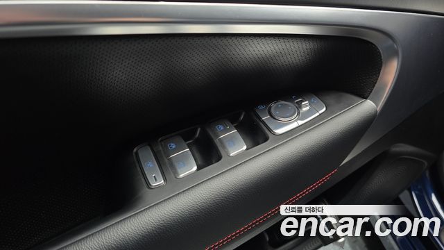 Genesis G70 Gasoline 2.5T 2WD 2024 — фото 13