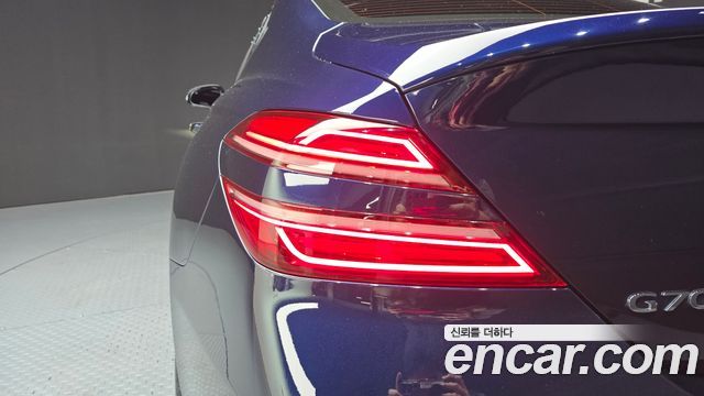 Genesis G70 Gasoline 2.5T 2WD 2024 — фото 23