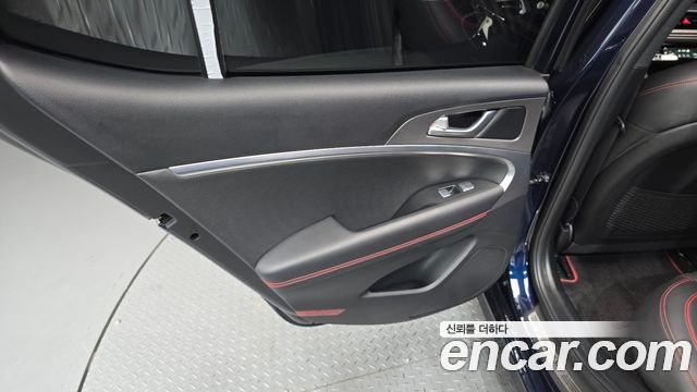 Genesis G70 Gasoline 2.5T 2WD 2024 — фото 25