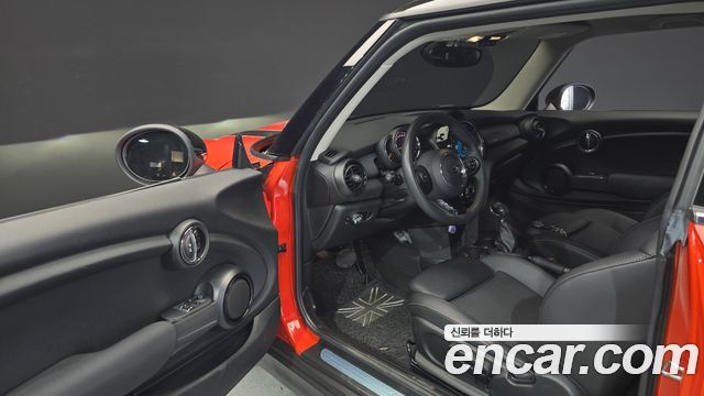 MINI Cooper Standard Third Generation 2019 — фото 10