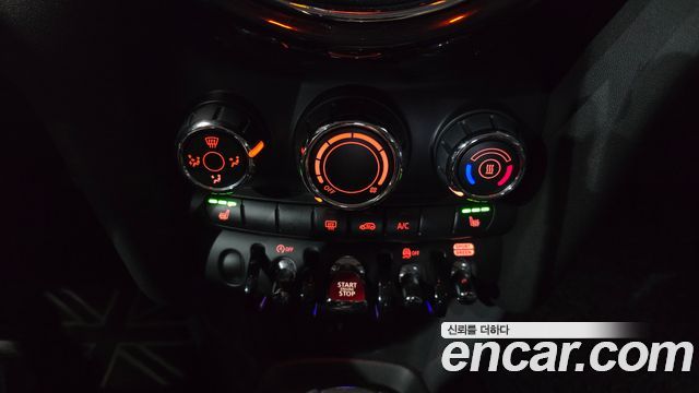 MINI Cooper Standard Third Generation 2019 — фото 16