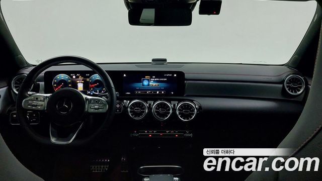 Mercedes-Benz CLA-Class (C118) CLA250 4MATIC 2023 — фото 7