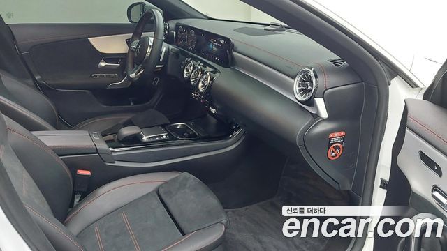 Mercedes-Benz CLA-Class (C118) CLA250 4MATIC 2023 — фото 9