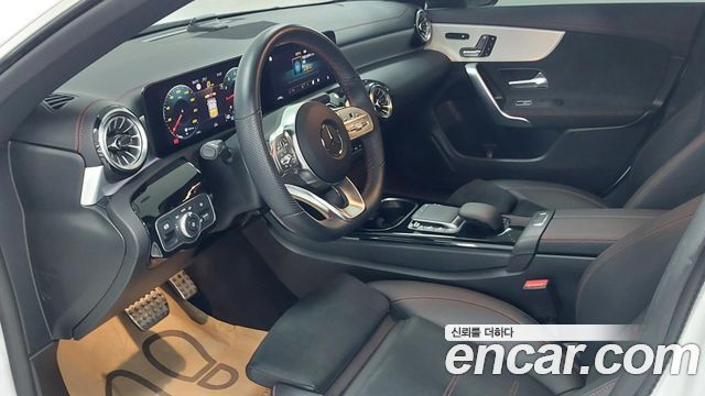 Mercedes-Benz CLA-Class (C118) CLA250 4MATIC 2023 — фото 18