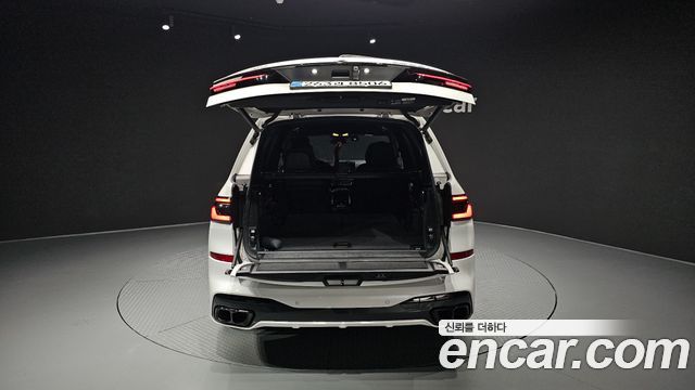 BMW X7 (G07) M60i xDrive M sport 6STR 2025 — фото 24