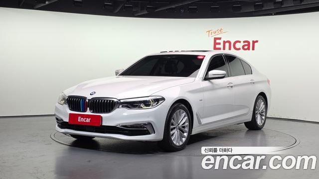 BMW 5 Series (G30) 520d Luxury Special Edition 2018 — фото 1