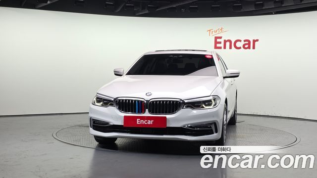 BMW 5 Series (G30) 520d Luxury Special Edition 2018 — фото 3