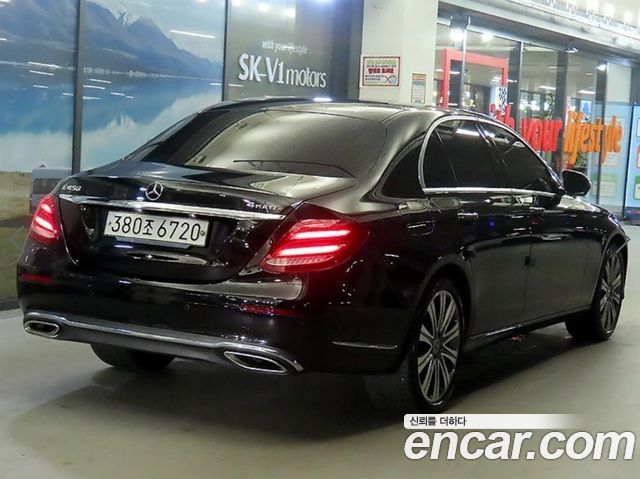 Mercedes-Benz E-Class (W213) E450 4MATIC Exclusive 2020 — фото 4