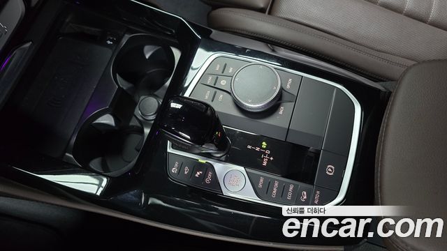 BMW X4 (G02) xDrive20i M Sport 2024 — фото 9