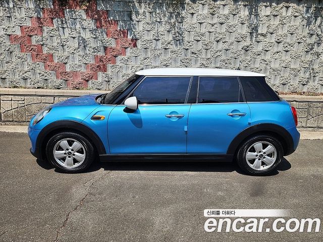 MINI Cooper D 5Door Standard 3rd 2015 — фото 3