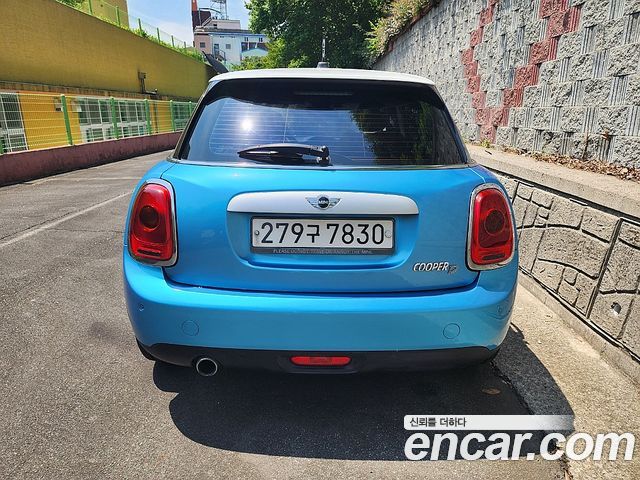 MINI Cooper D 5Door Standard 3rd 2015 — фото 5