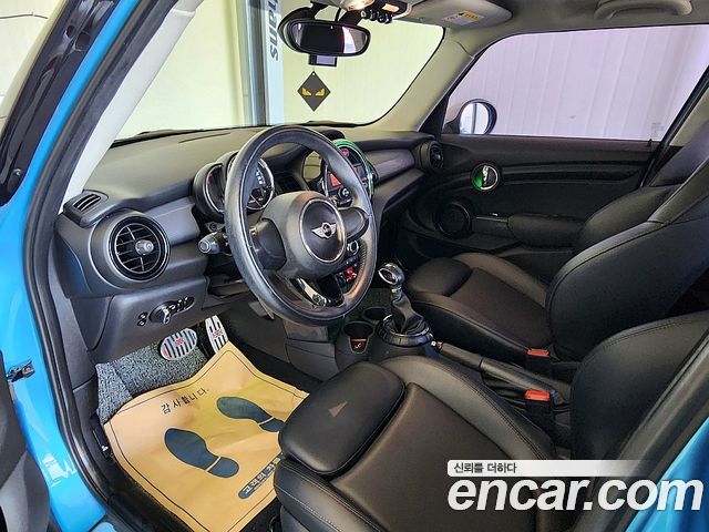MINI Cooper D 5Door Standard 3rd 2015 — фото 10