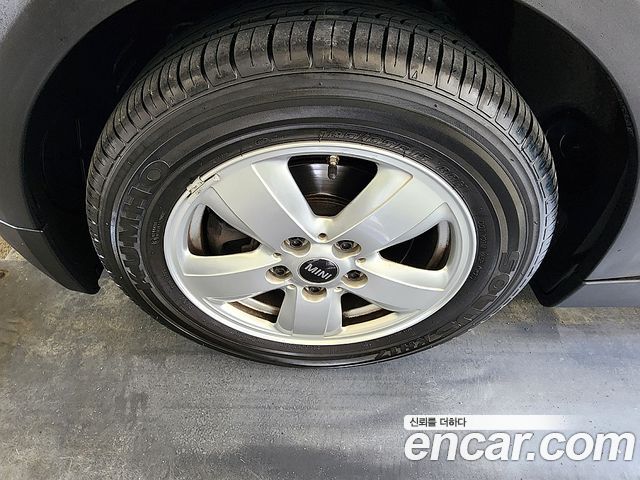 MINI Cooper D 5Door Standard 3rd 2015 — фото 21