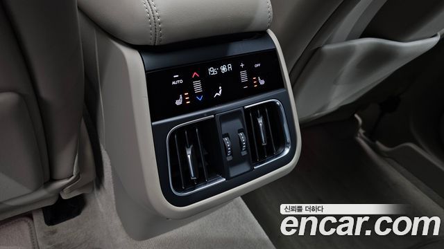 Maserati Grecale 2.0 AWD GT 2023 — фото 19