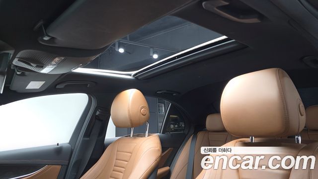 Mercedes-Benz E-Class (W213) E220d 4MATIC AMG Line 2021 — фото 15