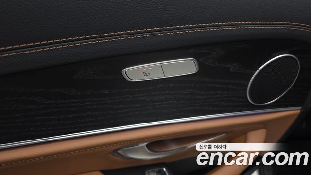 Mercedes-Benz E-Class (W213) E220d 4MATIC AMG Line 2021 — фото 19