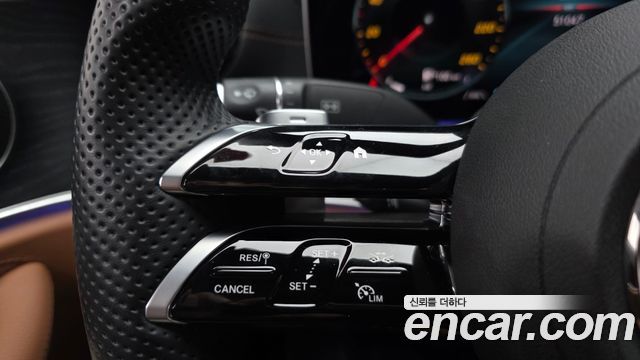 Mercedes-Benz E-Class (W213) E220d 4MATIC AMG Line 2021 — фото 26
