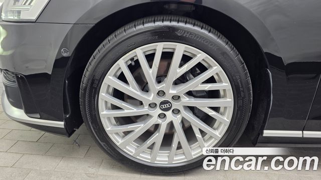 Audi A8 (D5) 55 TFSI Quattro LWB 2021 — фото 5
