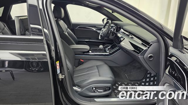 Audi A8 (D5) 55 TFSI Quattro LWB 2021 — фото 11