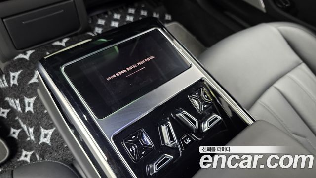 Audi A8 (D5) 55 TFSI Quattro LWB 2021 — фото 18
