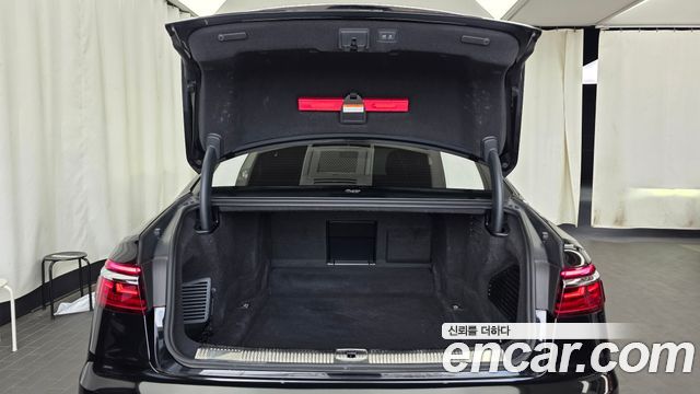 Audi A8 (D5) 55 TFSI Quattro LWB 2021 — фото 20
