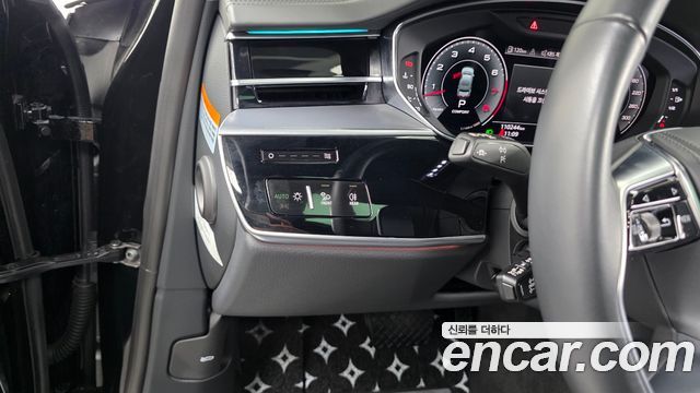 Audi A8 (D5) 55 TFSI Quattro LWB 2021 — фото 27