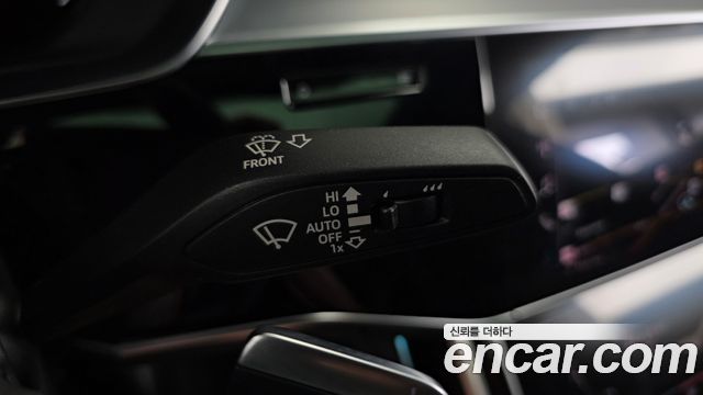 Audi A8 (D5) 55 TFSI Quattro LWB 2021 — фото 29