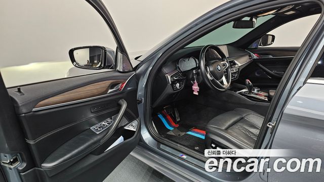 BMW 5 Series (G30) 530i M Sport Package Plus 2018 — фото 10