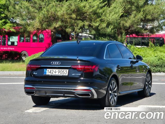 Audi A4 (B9) 40 TFSI Premium 2023 — фото 4