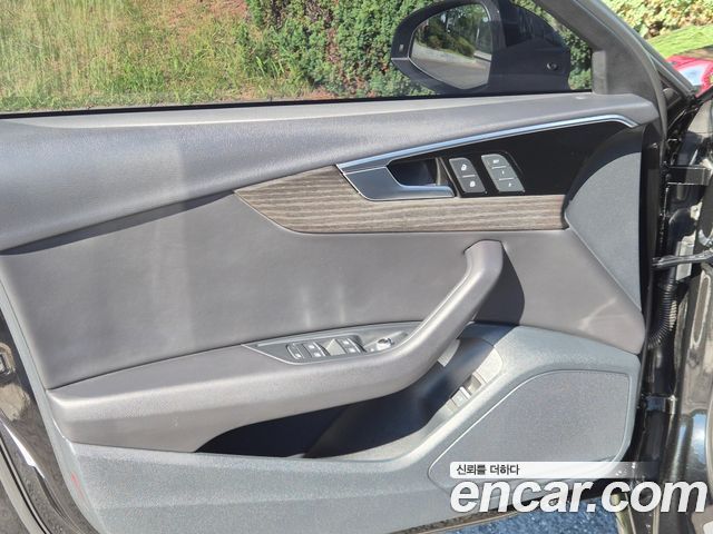 Audi A4 (B9) 40 TFSI Premium 2023 — фото 19