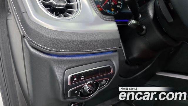 Mercedes-Benz G-Class (W463b) G400d 2024 — фото 21