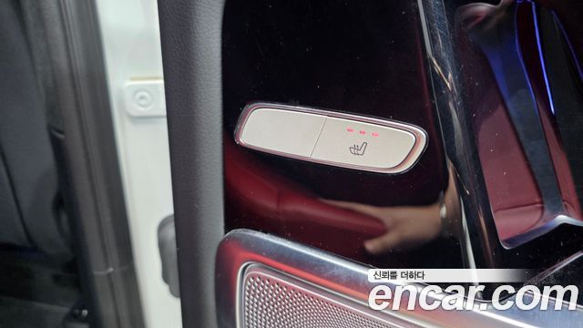 Mercedes-Benz G-Class (W463b) G400d 2024 — фото 23