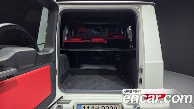 Mercedes-Benz G-Class (W463b) G400d 2024 — фото 24