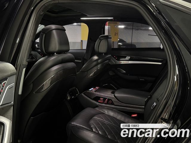 Audi S8 4.0 TFSI quattro D4 2014 — фото 9