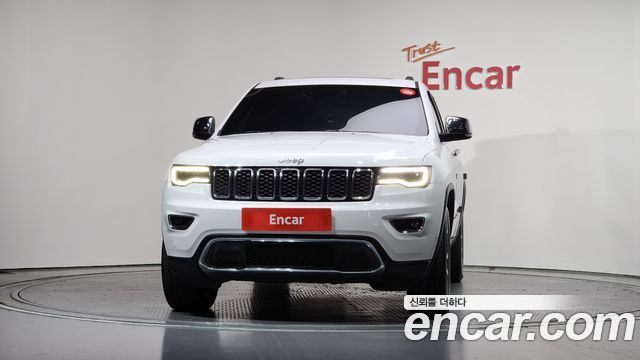 Jeep Grand Cherokee 3.6 Limited WK2 2019 — фото 3
