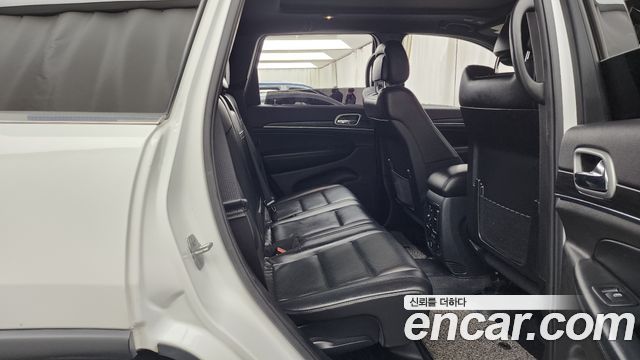 Jeep Grand Cherokee 3.6 Limited WK2 2019 — фото 12