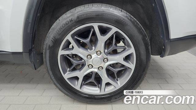 Jeep Grand Cherokee 3.6 Limited WK2 2019 — фото 21