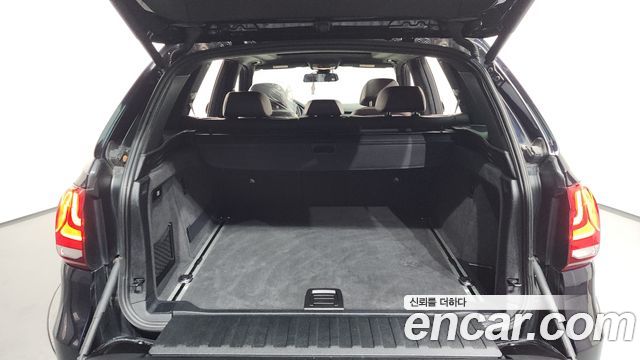 BMW X5 (F15) xDrive M50d 2016 — фото 18