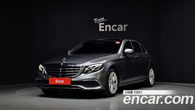 Mercedes-Benz E-Class (W213) E300e Exclusive