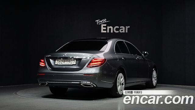 Mercedes-Benz E-Class (W213) E300e Exclusive 2019 — фото 2
