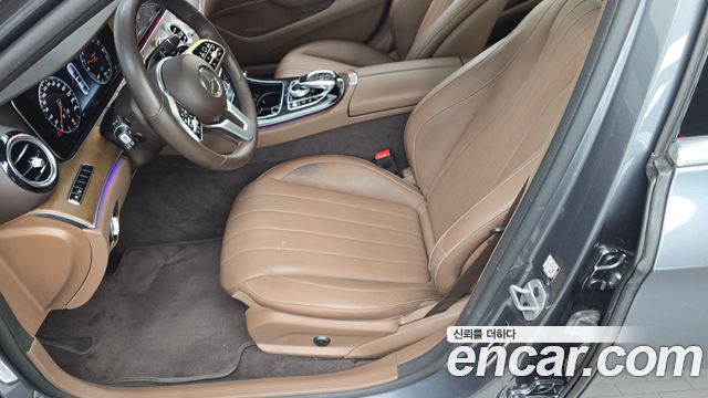 Mercedes-Benz E-Class (W213) E300e Exclusive 2019 — фото 29