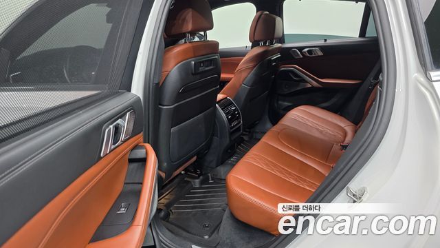 BMW X6 (G06) M50i 2021 — фото 12