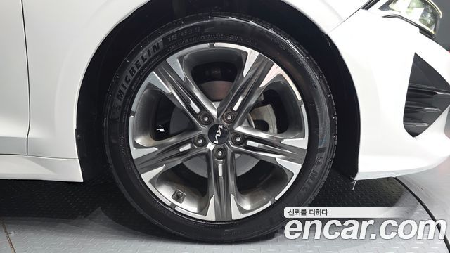 Kia K5 (III) 2.0 Noblesse 2022 — фото 21