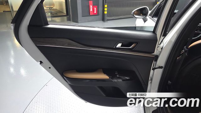 Kia K5 (III) 2.0 Noblesse 2022 — фото 25
