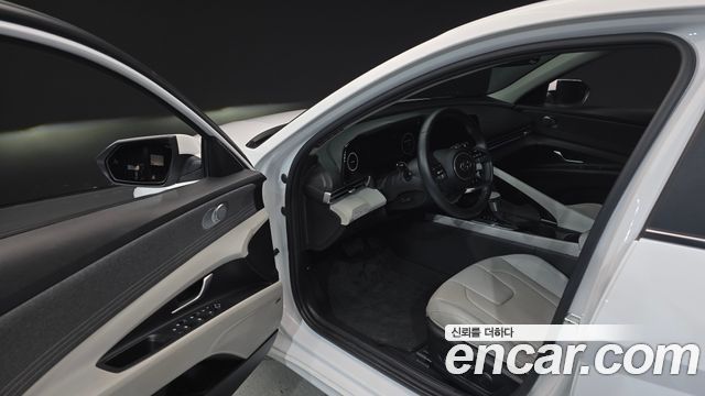 Hyundai Avante (CN7) 1.6 Inspiration 2022 — фото 10