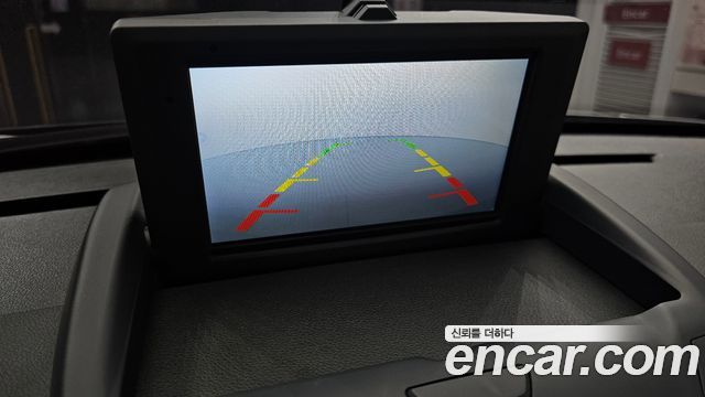 Peugeot 3008 1.6 e-HDi First Generation 2015 — фото 15